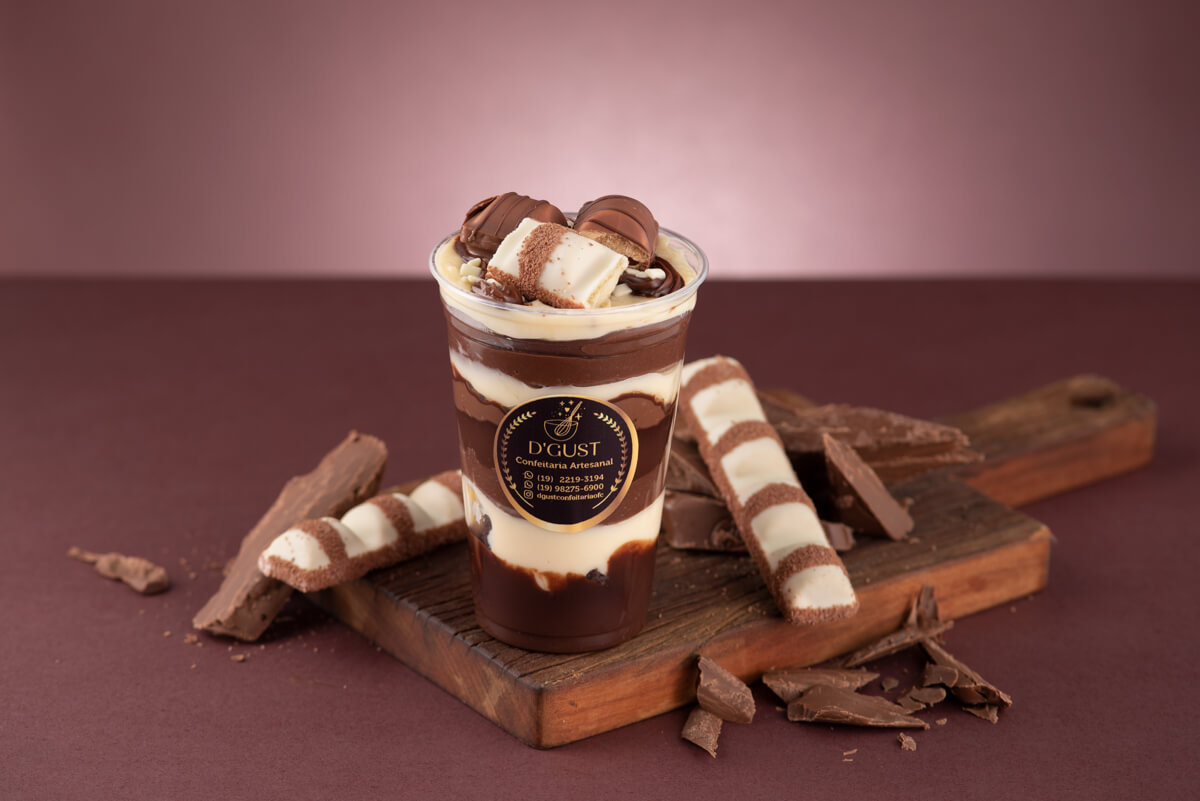 Copo Felicidade Kinder Bueno